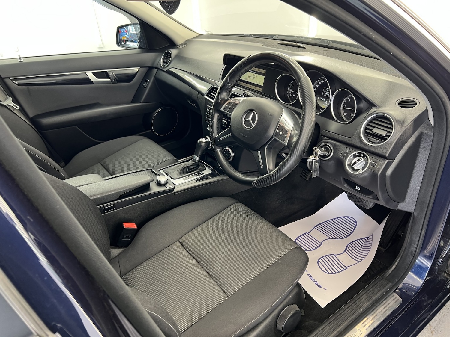 Used Mercedes-Benz C Class 2011 for sale - 77735799: Photo 17