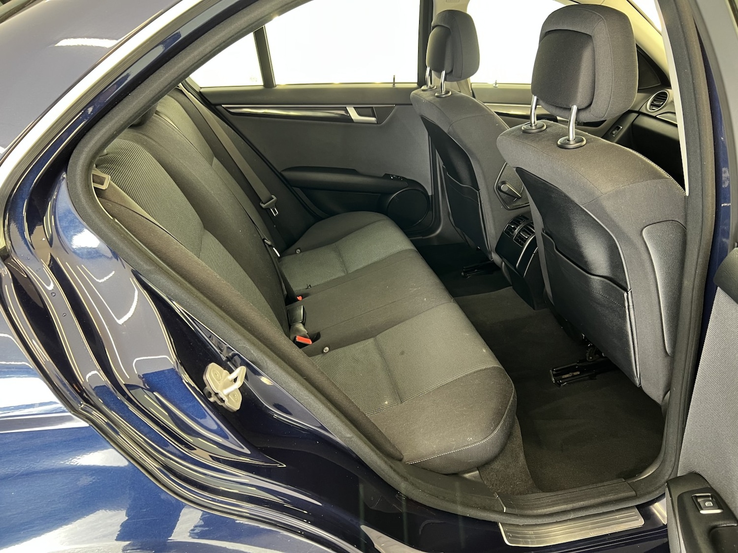 Used Mercedes-Benz C Class 2011 for sale - 77735799: Photo 22