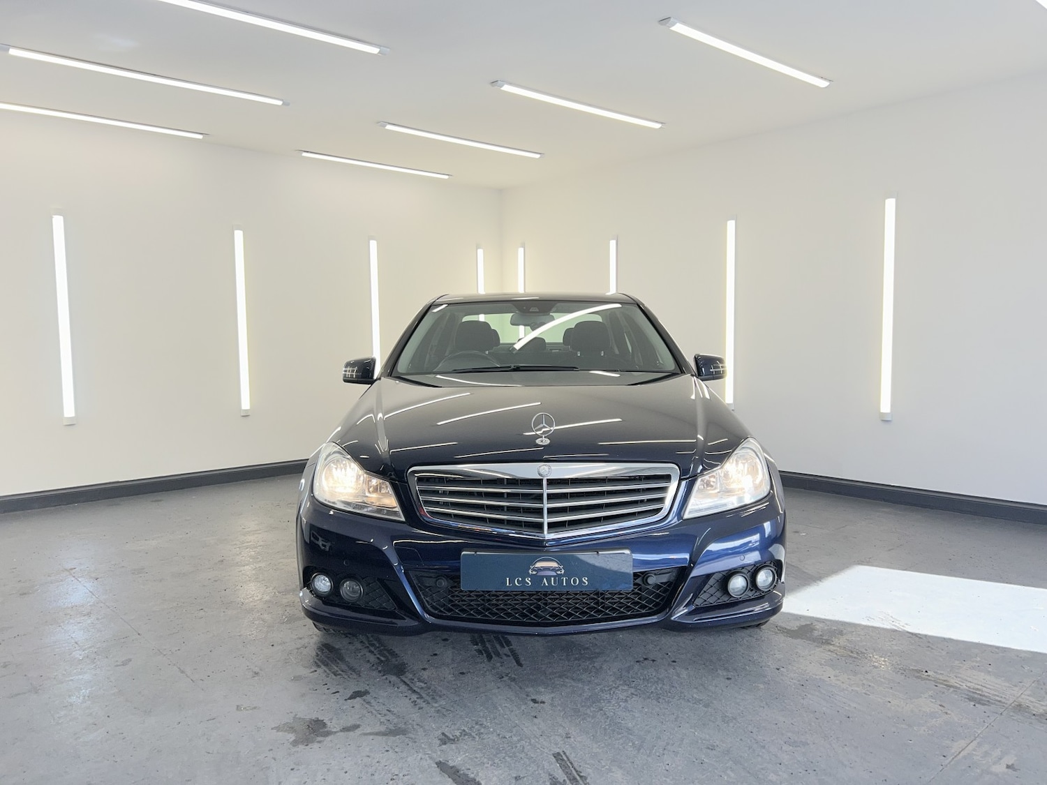 Used Mercedes-Benz C Class 2011 for sale - 77735799: Photo 5