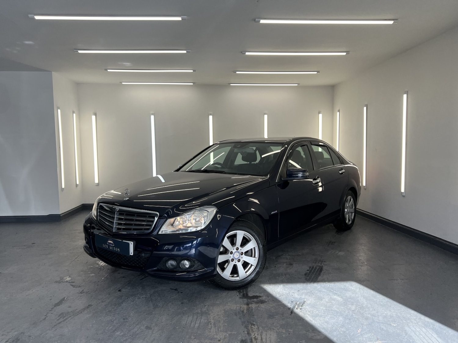 Used Mercedes-Benz C Class 2011 for sale - 77735799: Photo 6