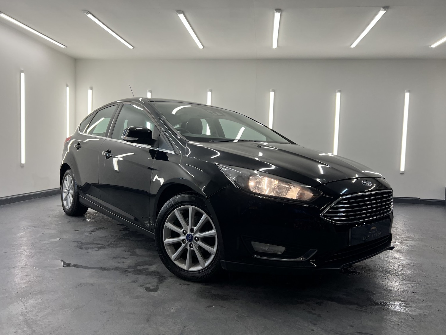 Used Ford Focus 2016 for sale - 77438233: Photo 2