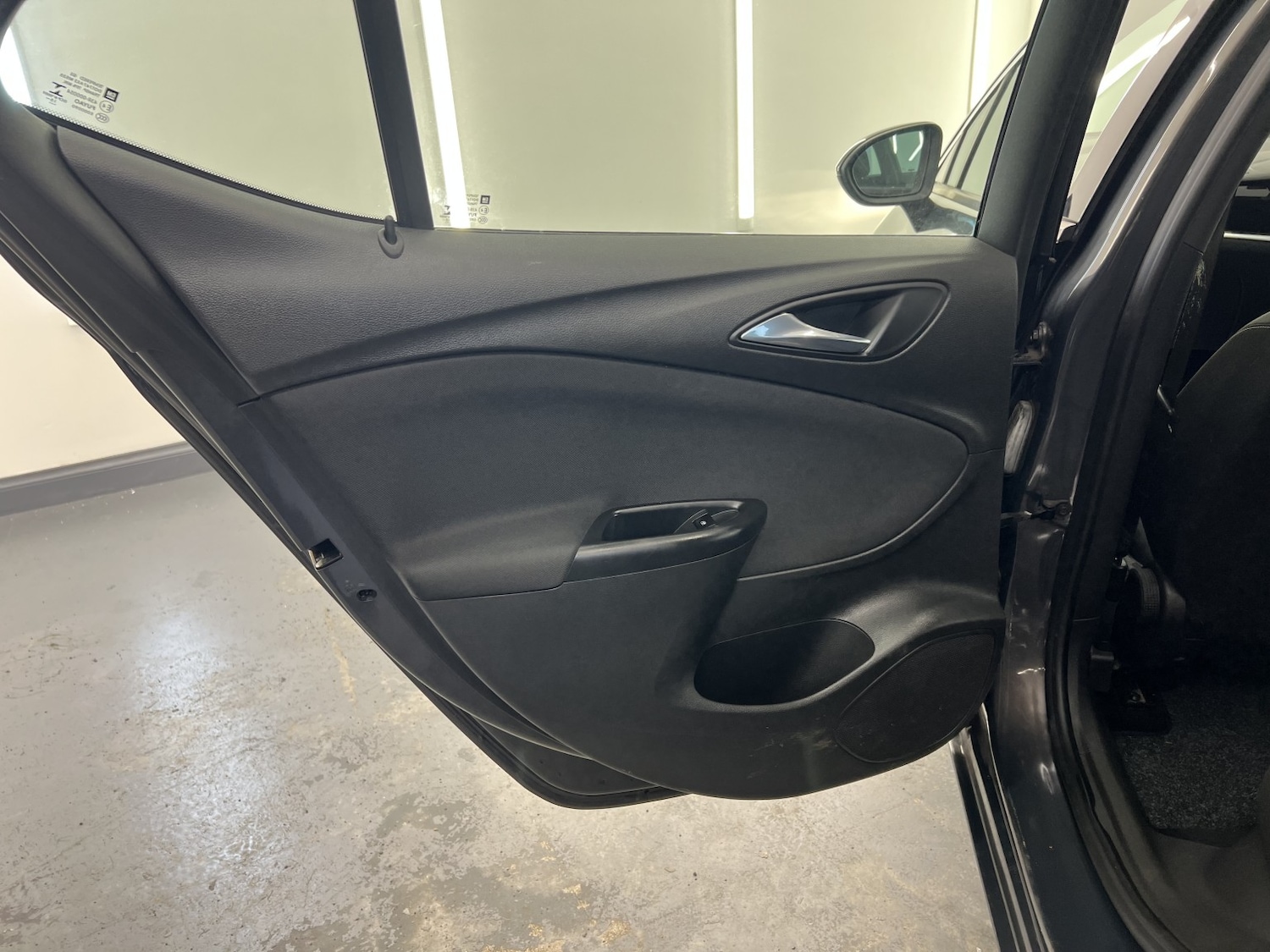 Used Vauxhall Astra 2016 for sale - 77977108: Photo 30