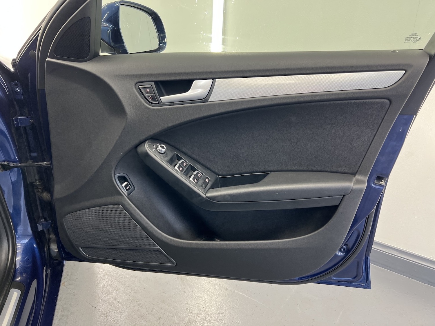 Used Audi A4 2015 for sale - 78168867: Photo 17