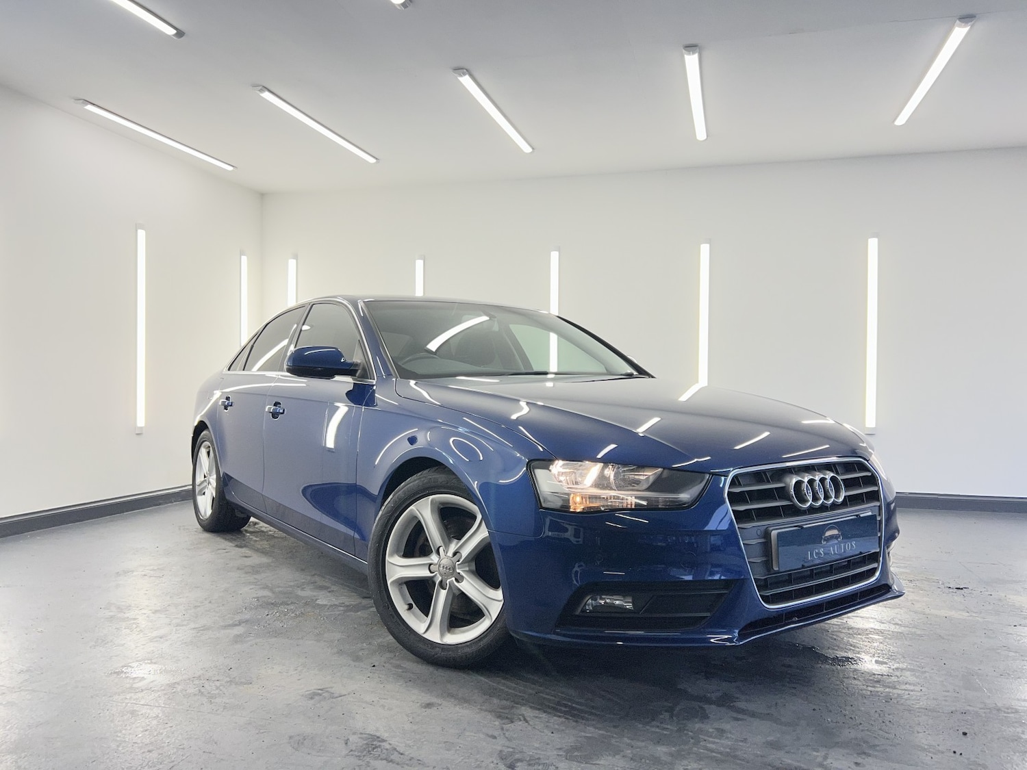Used Audi A4 2015 for sale - 78168867: Photo 2