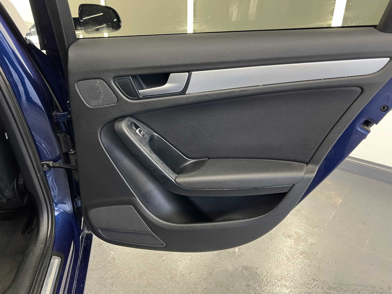 Used Audi A4 2015 for sale - 78168867: Photo 26