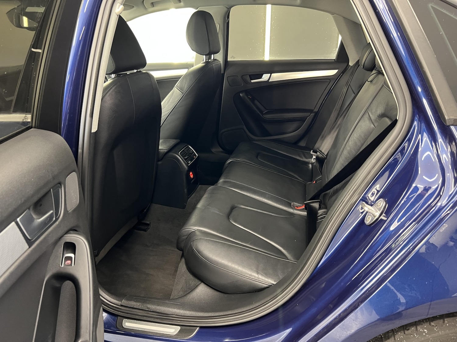 Used Audi A4 2015 for sale - 78168867: Photo 30