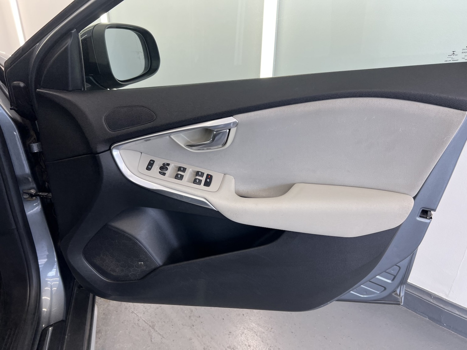 Used Volvo V40 2018 for sale - 77891556: Photo 20