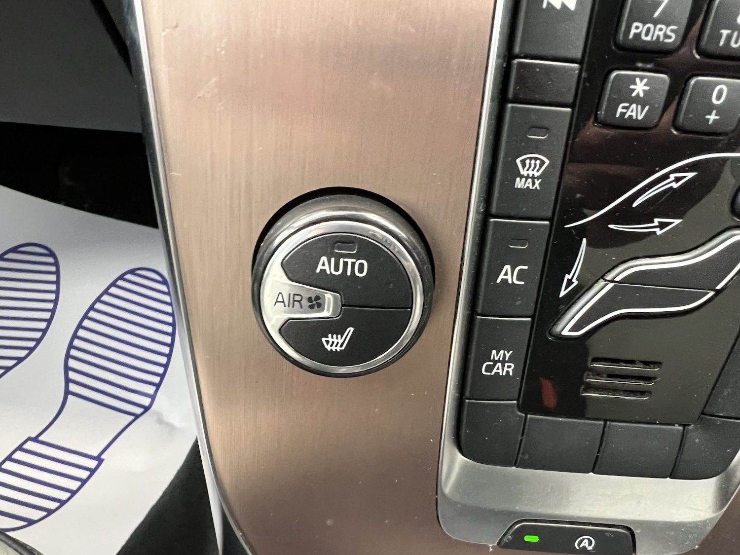 Used Volvo V40 2018 for sale - 77891556: Photo 42