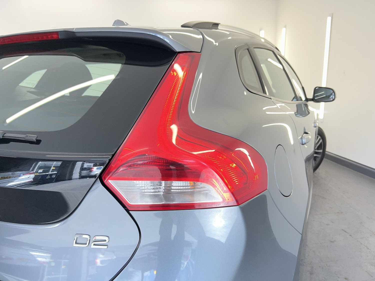 Used Volvo V40 2018 for sale - 77891556: Photo 9