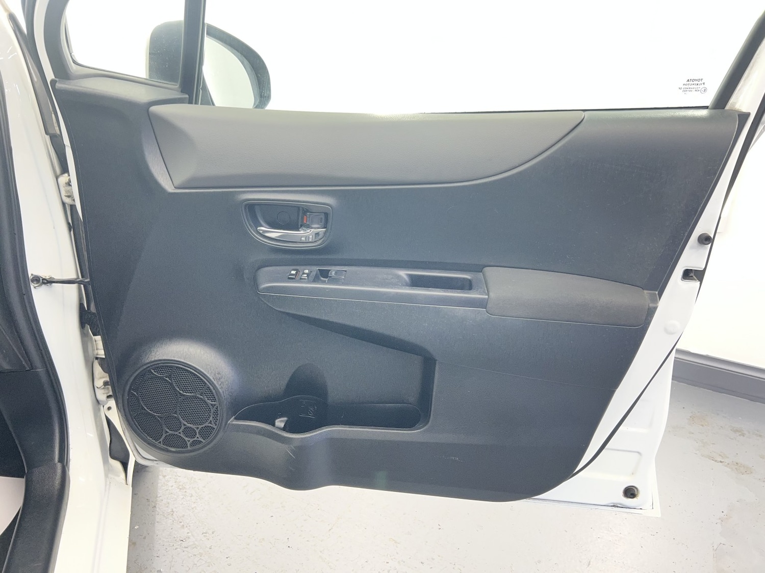 Used Toyota Yaris 2013 for sale - 77438255: Photo 14