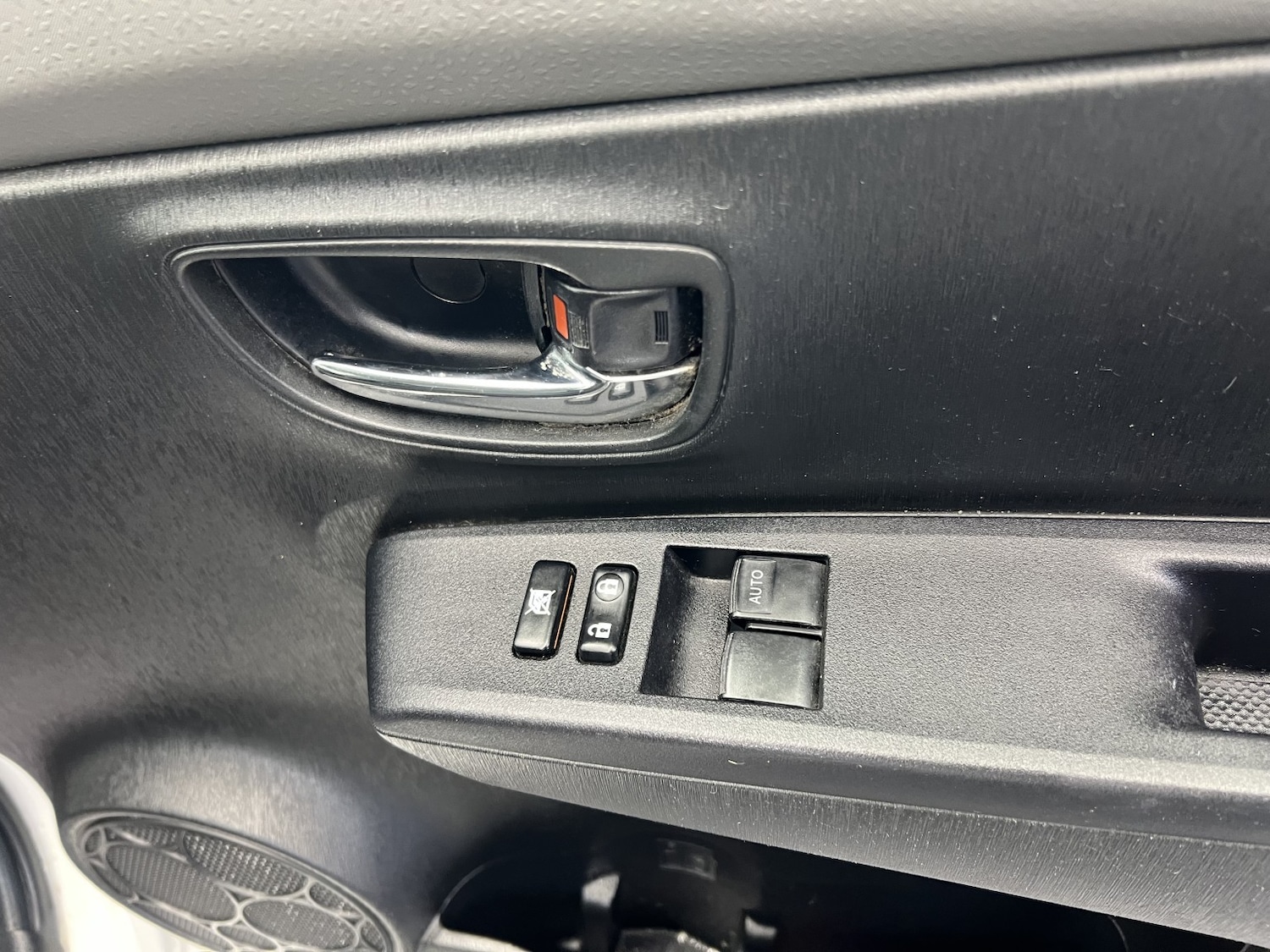 Used Toyota Yaris 2013 for sale - 77438255: Photo 17