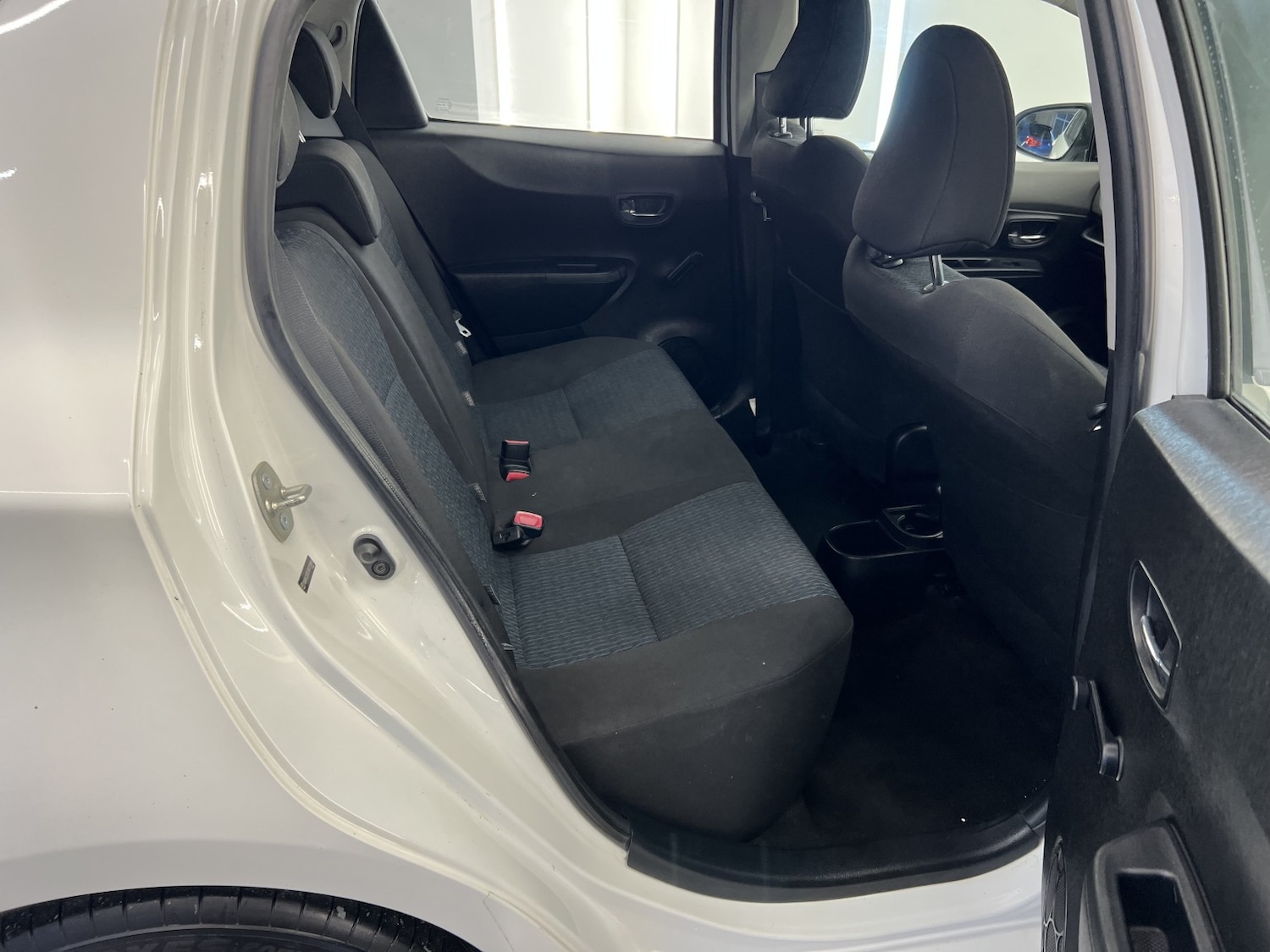 Used Toyota Yaris 2013 for sale - 77438255: Photo 22