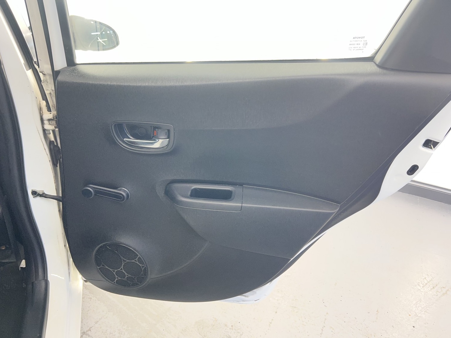 Used Toyota Yaris 2013 for sale - 77438255: Photo 23