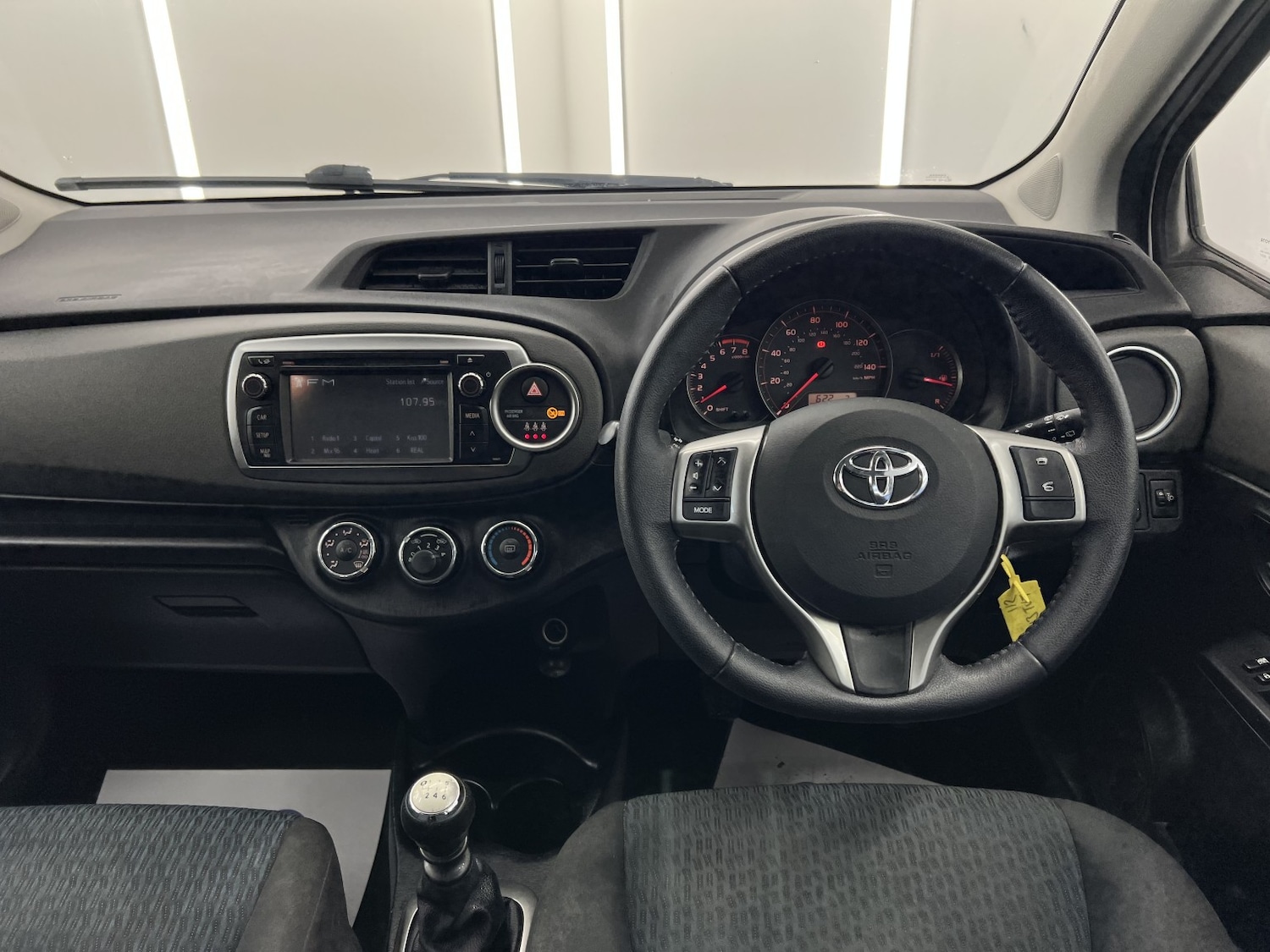 Used Toyota Yaris 2013 for sale - 77438255: Photo 31