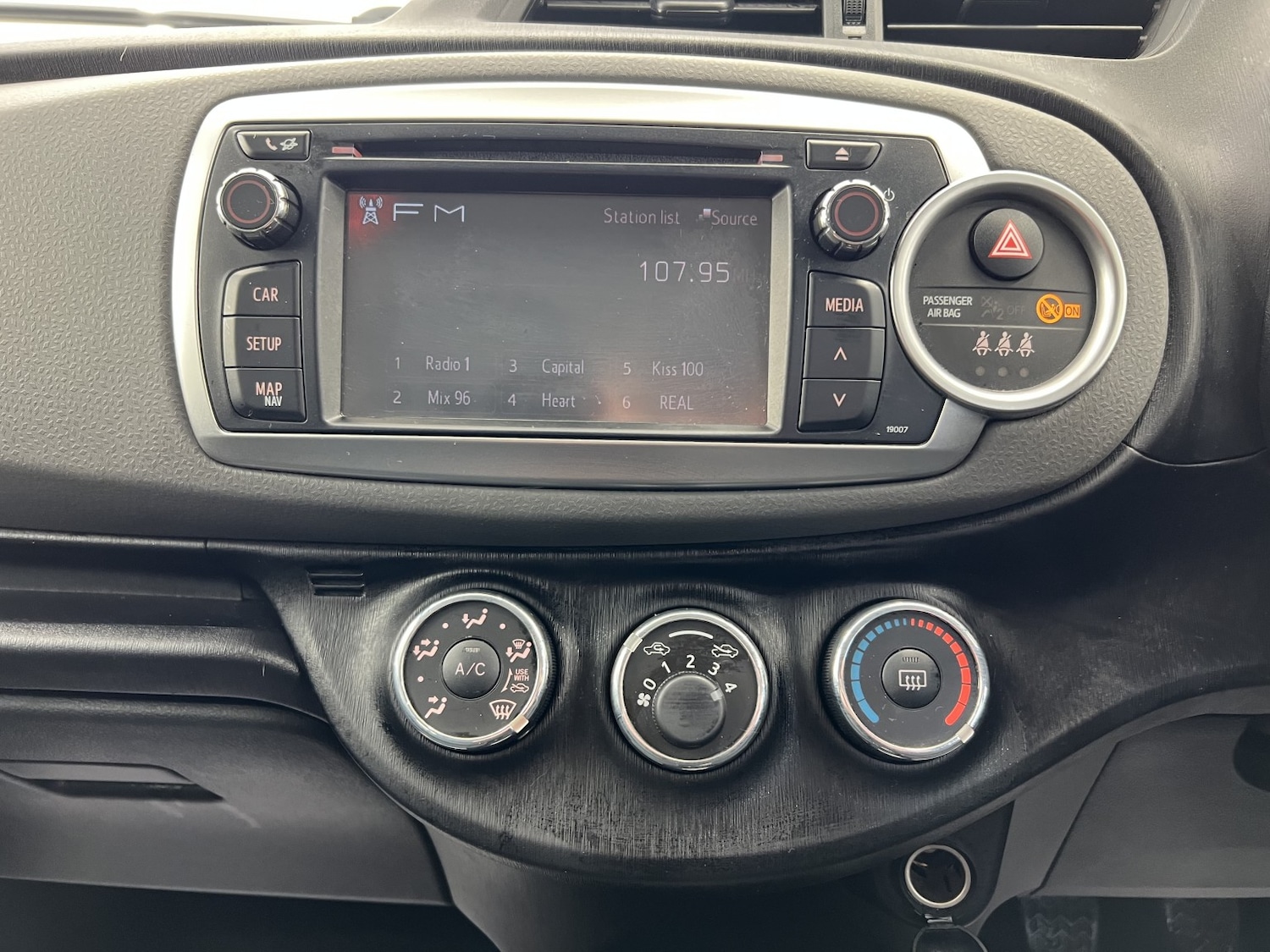 Used Toyota Yaris 2013 for sale - 77438255: Photo 36