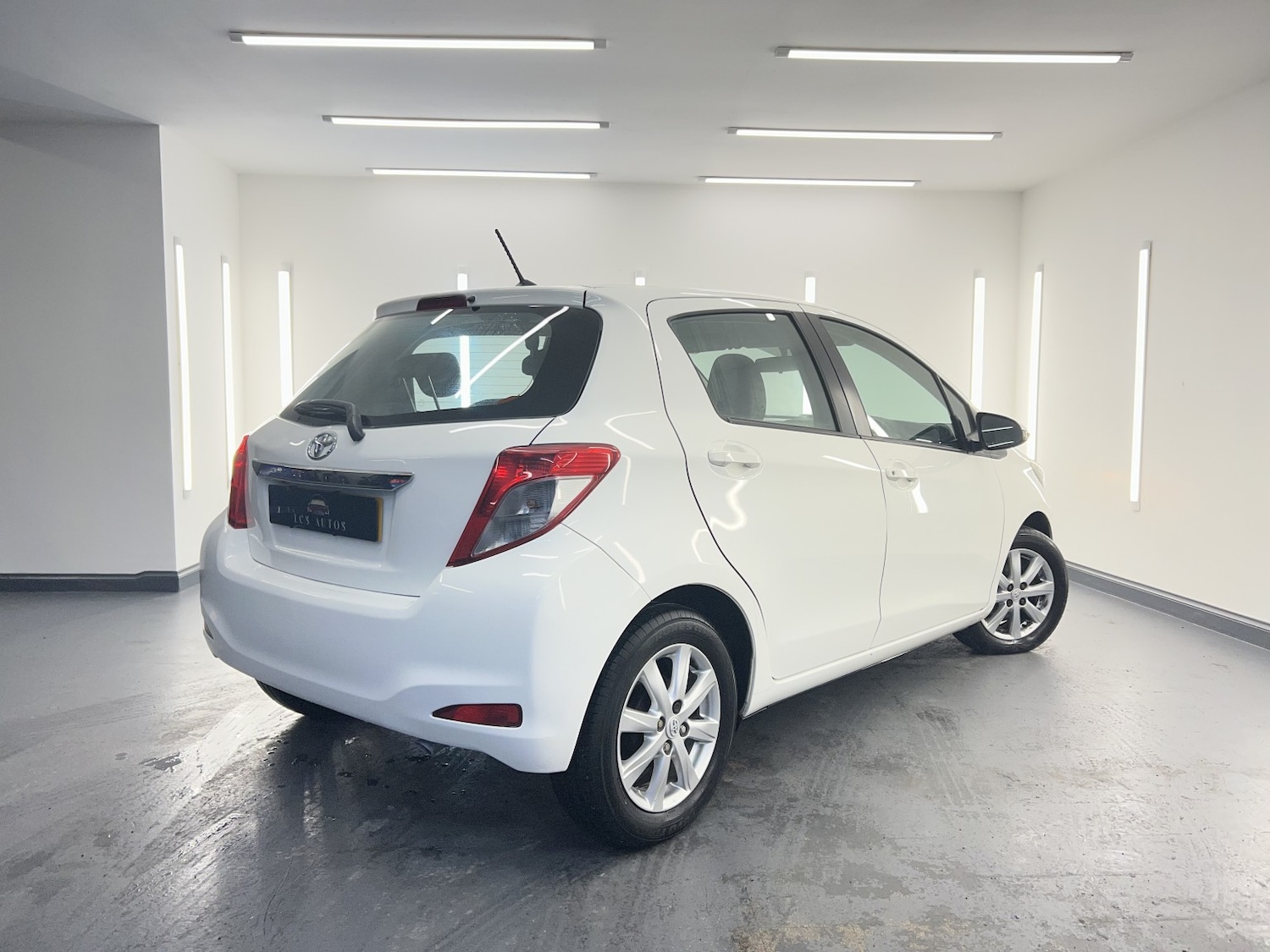 Used Toyota Yaris 2013 for sale - 77438255: Photo 6