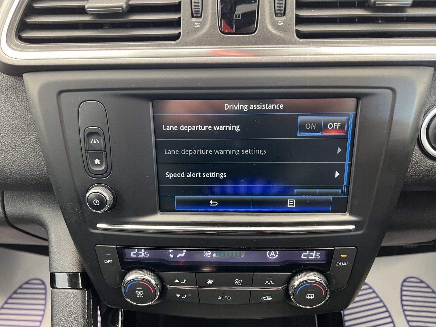 Used Renault Kadjar 2016 for sale - 77991637: Photo 37