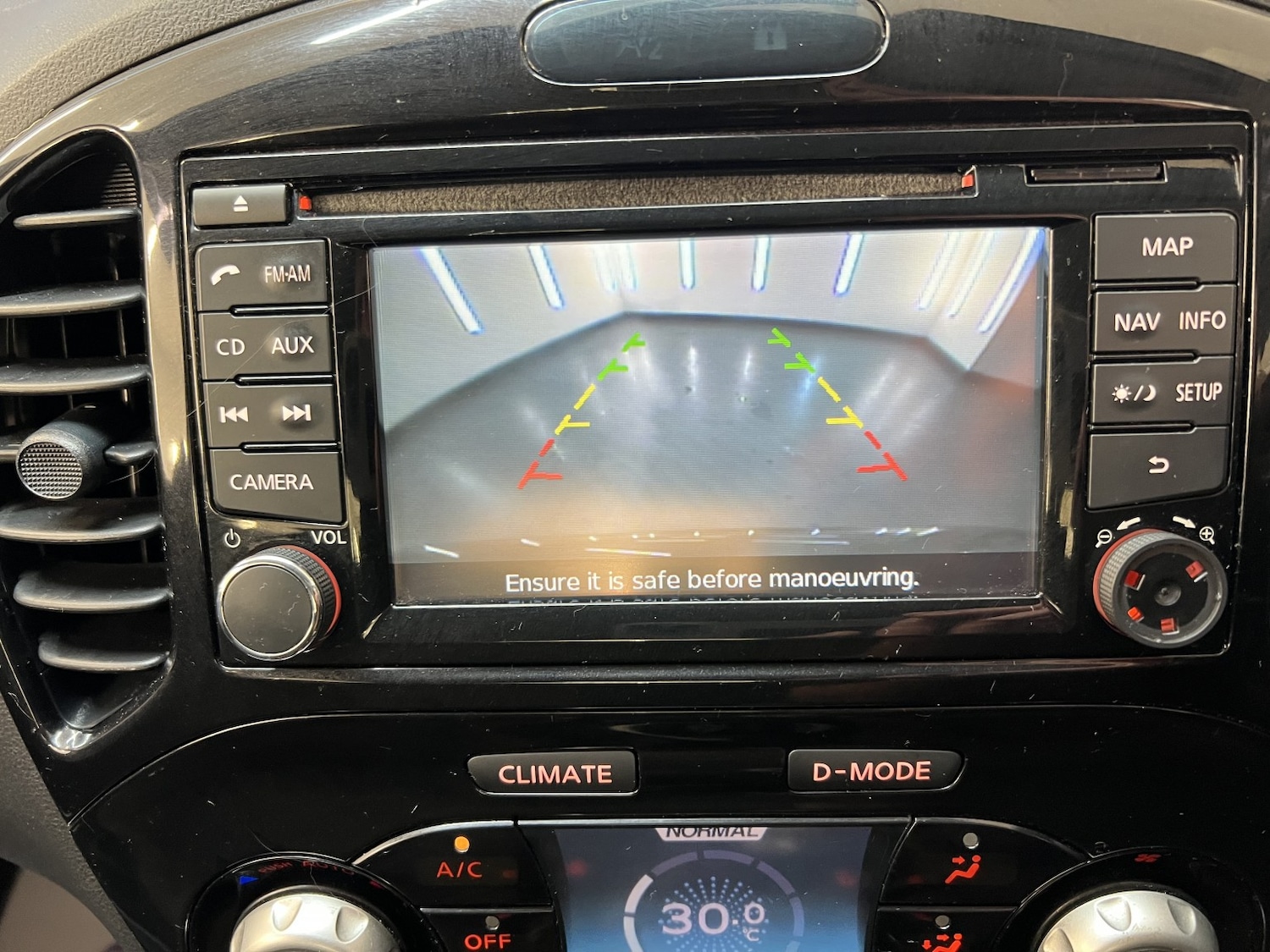 Used Nissan Juke 2013 for sale - 77465763: Photo 8