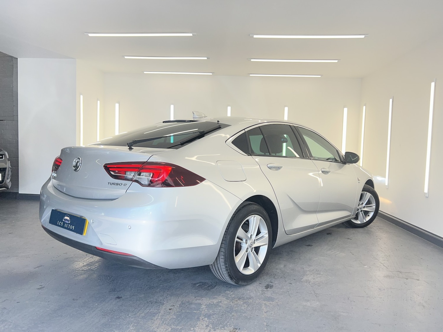 Used Vauxhall Insignia 2018 for sale - 77953981: Photo 11