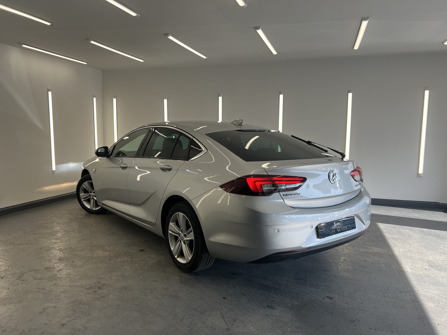 Used Vauxhall Insignia 2018 for sale - 77953981: Photo 12