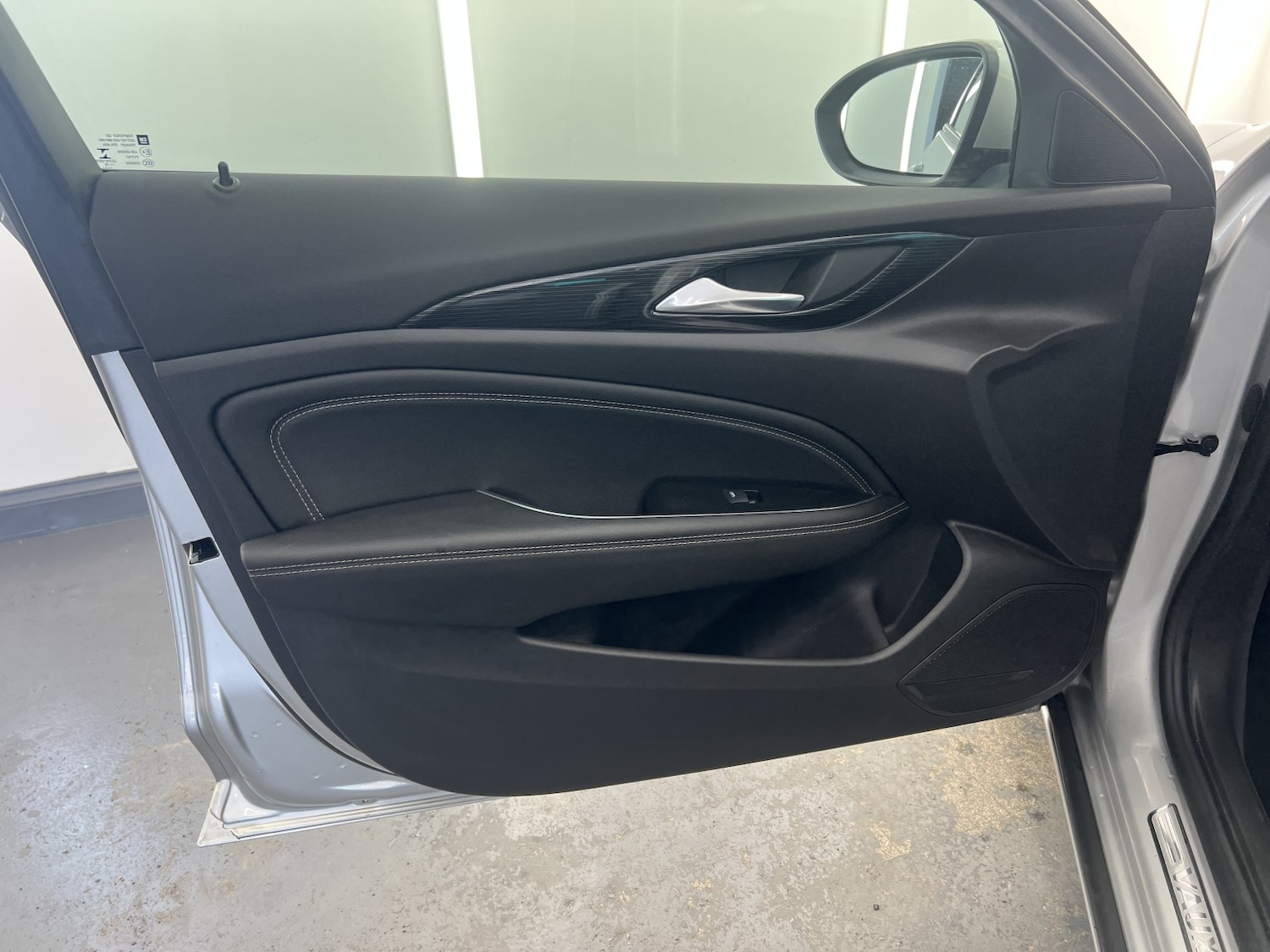 Used Vauxhall Insignia 2018 for sale - 77953981: Photo 35