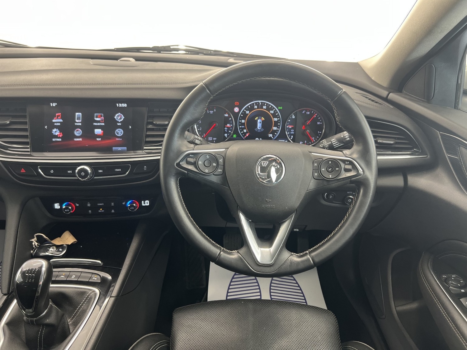 Used Vauxhall Insignia 2018 for sale - 77953981: Photo 36