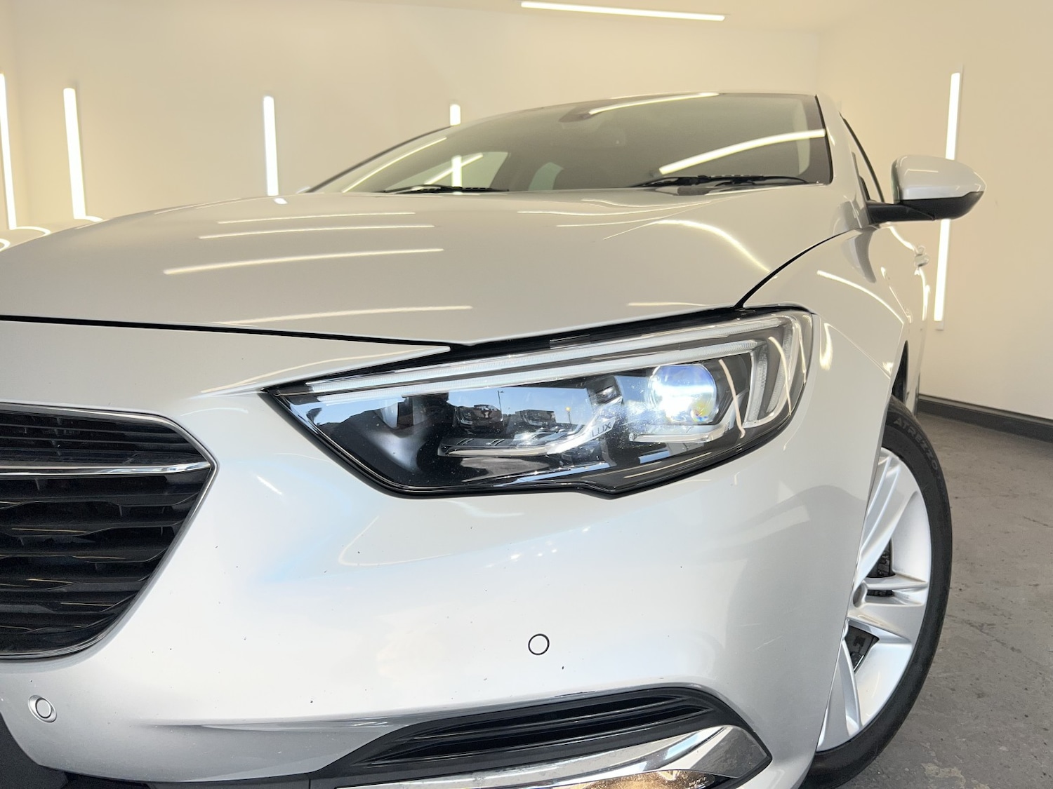 Used Vauxhall Insignia 2018 for sale - 77953981: Photo 8