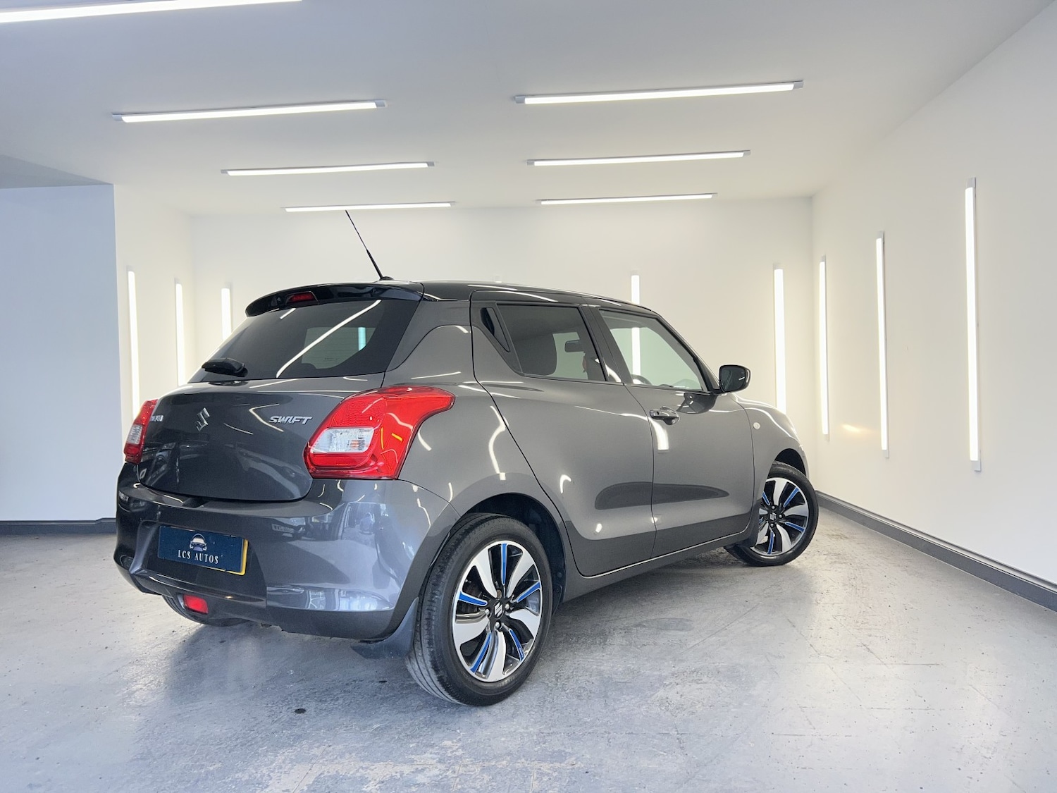 Used Suzuki Swift 2017 for sale - 78056976: Photo 10