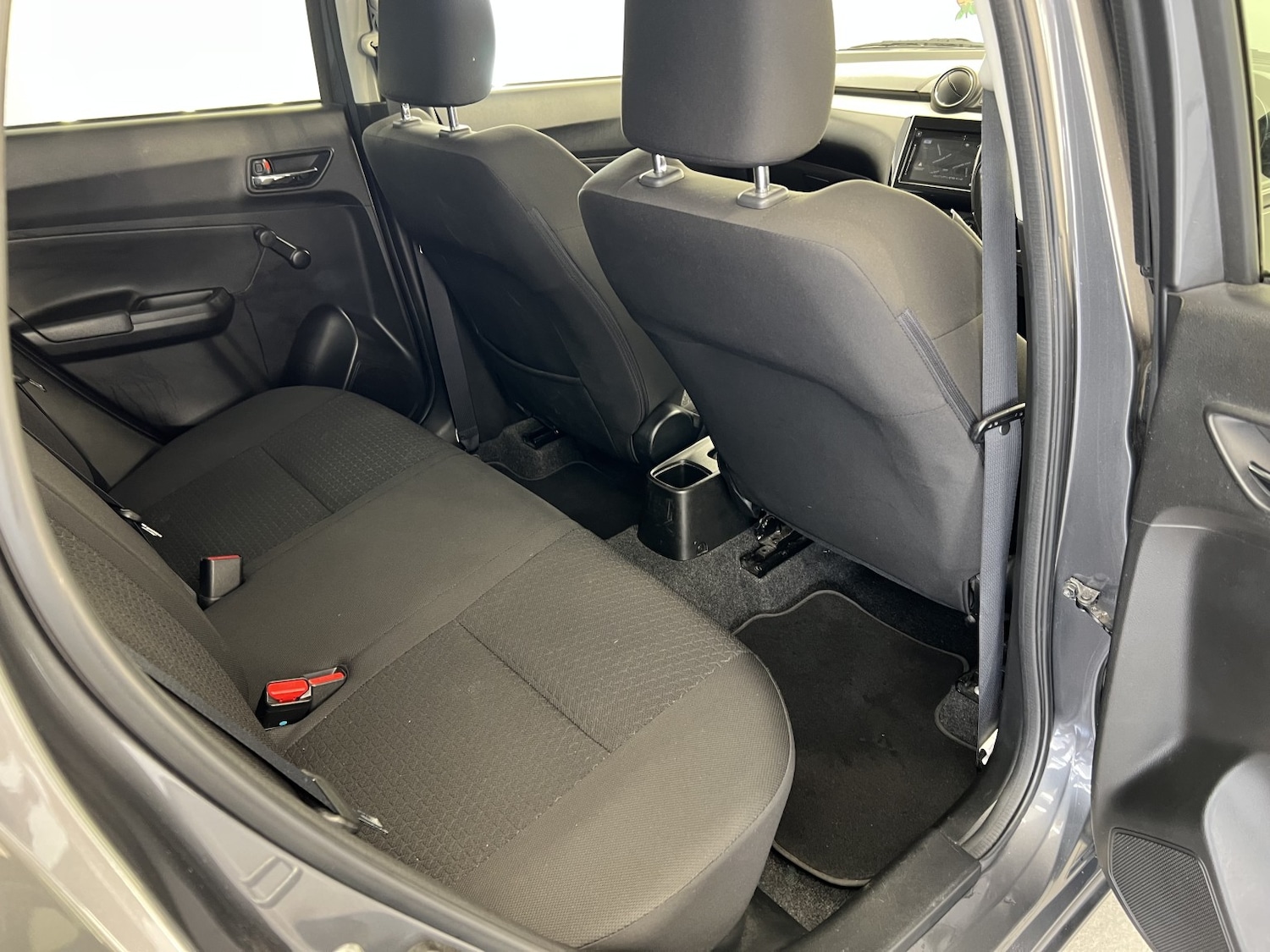 Used Suzuki Swift 2017 for sale - 78056976: Photo 21