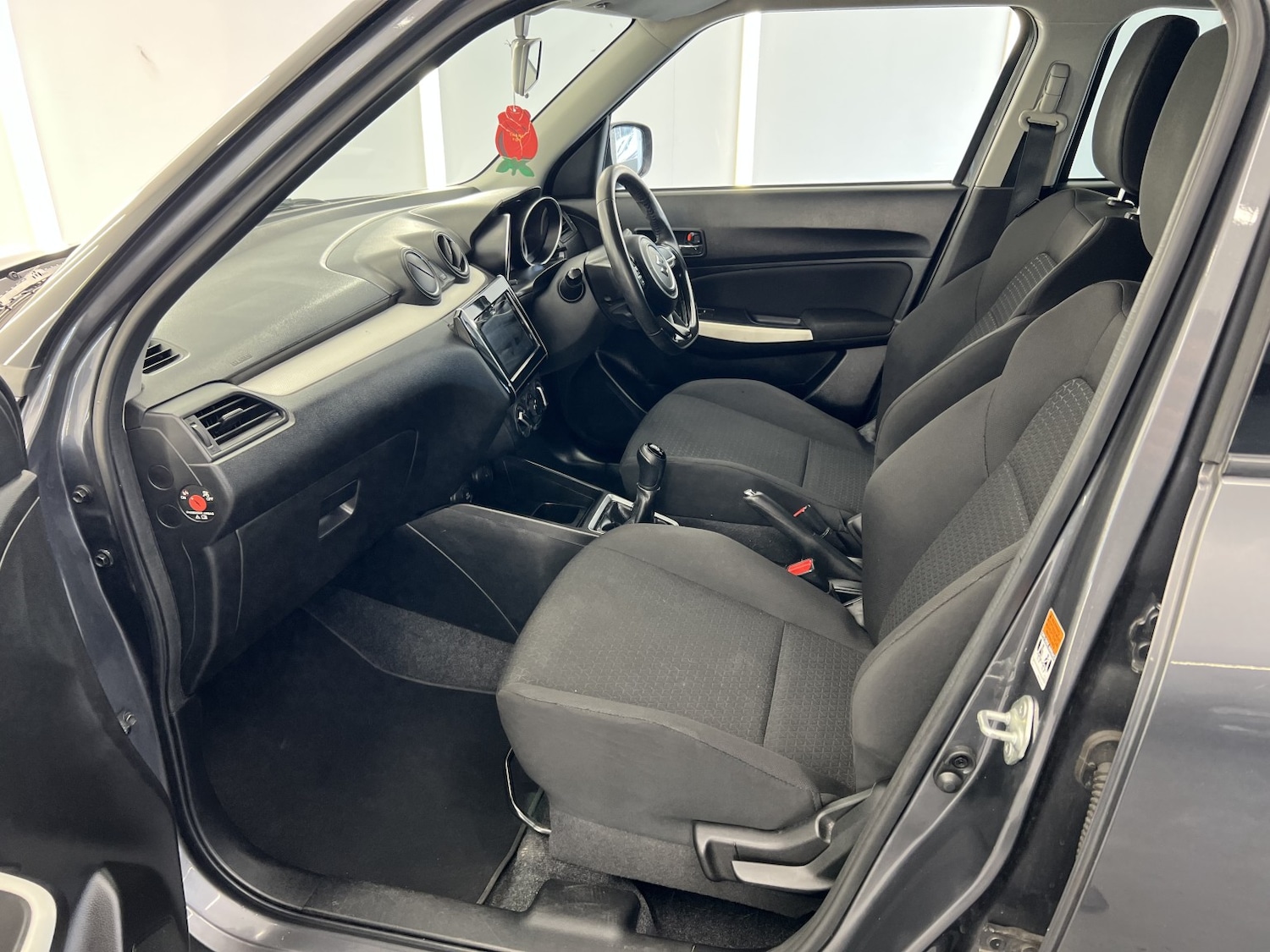 Used Suzuki Swift 2017 for sale - 78056976: Photo 28