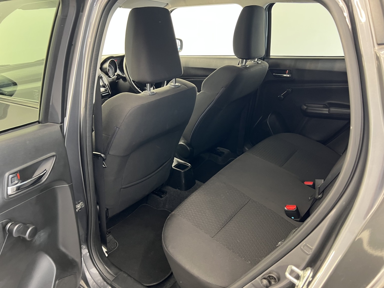 Used Suzuki Swift 2017 for sale - 78056976: Photo 29