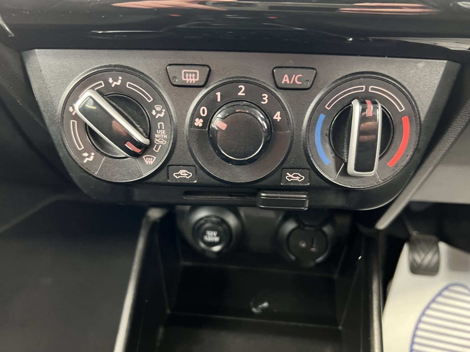 Used Suzuki Swift 2017 for sale - 78056976: Photo 38