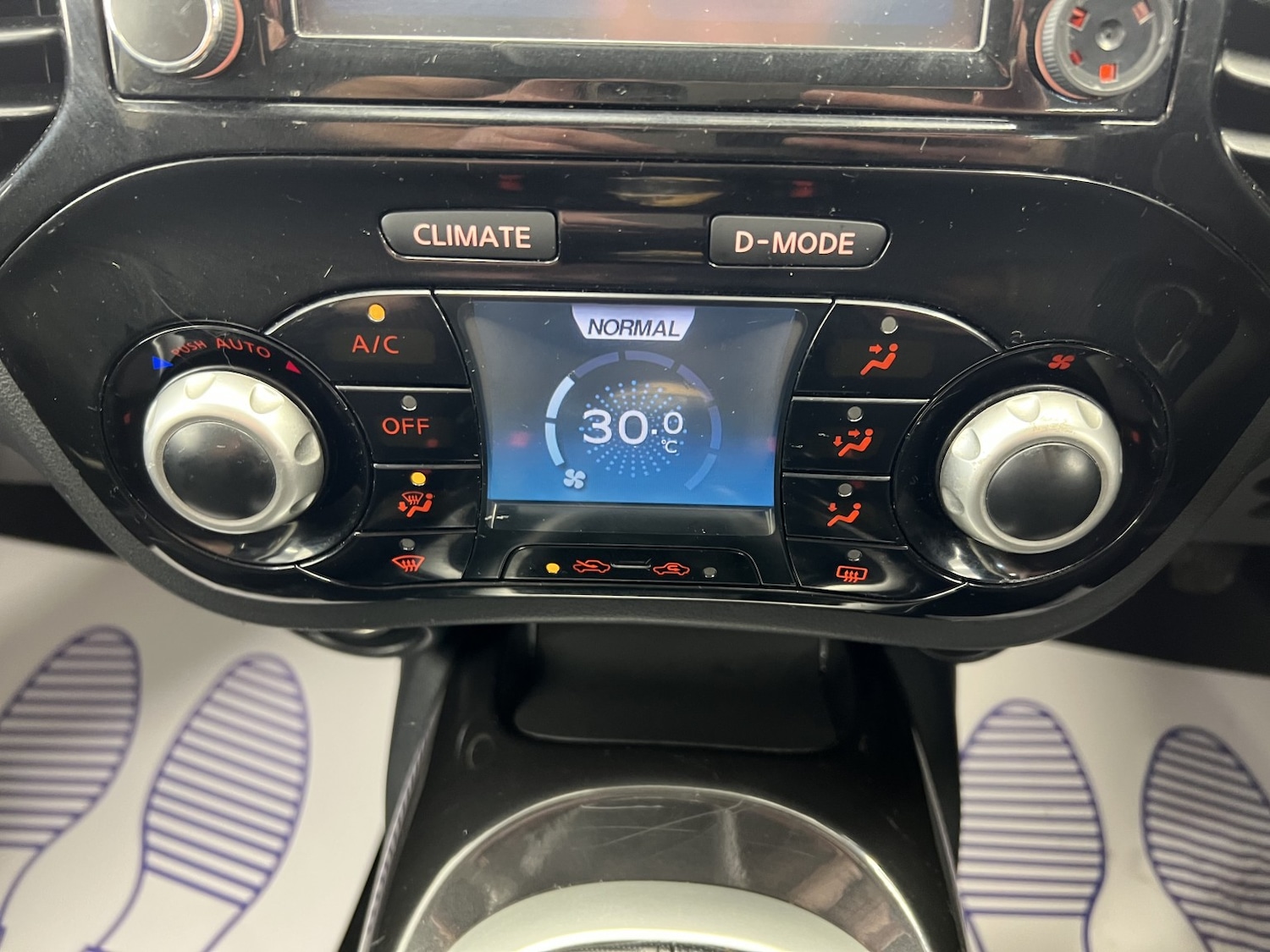 Used Nissan Juke 2013 for sale - 77749906: Photo 35