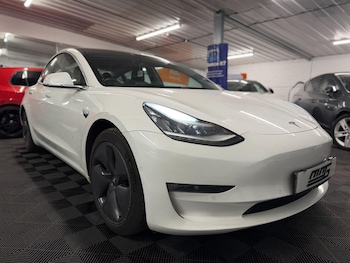 Used Tesla Model 3 2019 for sale - 78988540: Photo