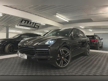 2023 (23) - Platinum Edition 5dr Tiptronic S