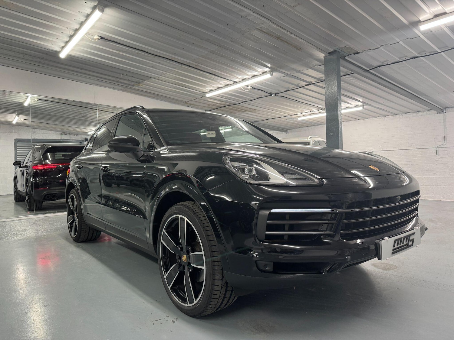Used Porsche Cayenne 2023 for sale - 77738205: Photo 3