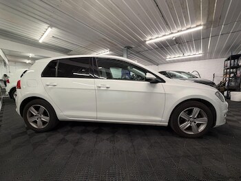 Used Volkswagen Golf 2016 for sale - 78319469: Photo
