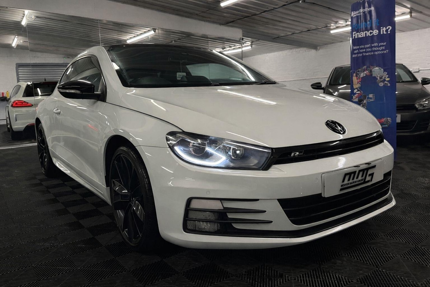 Used Volkswagen Scirocco 2016 for sale - 77510389: Photo 3