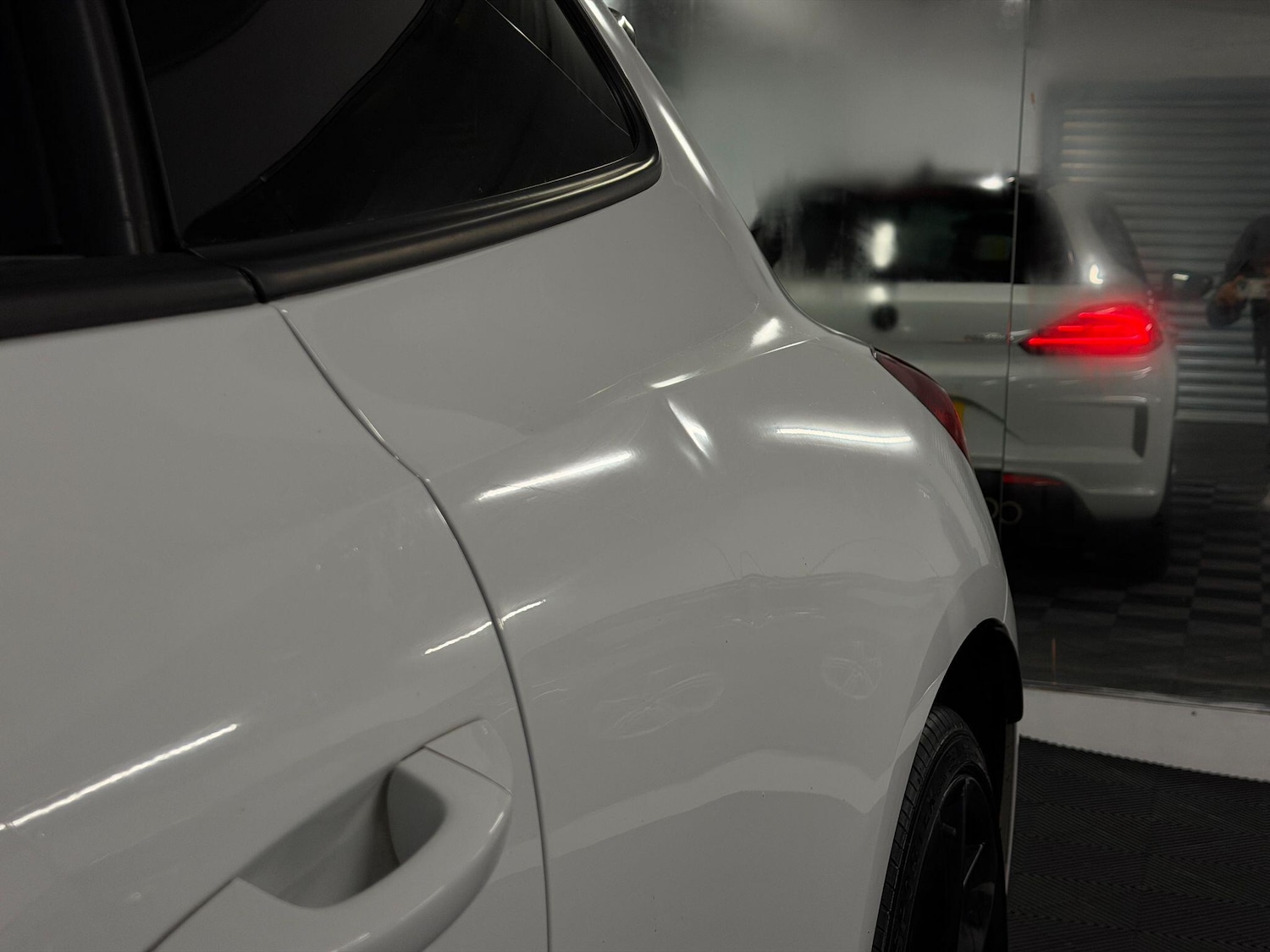 Used Volkswagen Scirocco 2016 for sale - 77510389: Photo 32