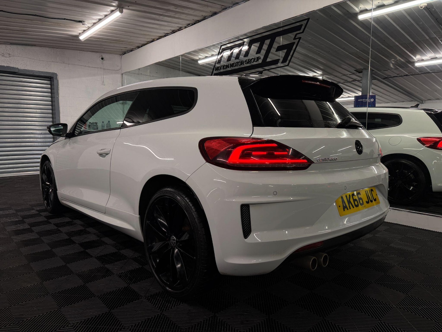 Used Volkswagen Scirocco 2016 for sale - 77510389: Photo 6