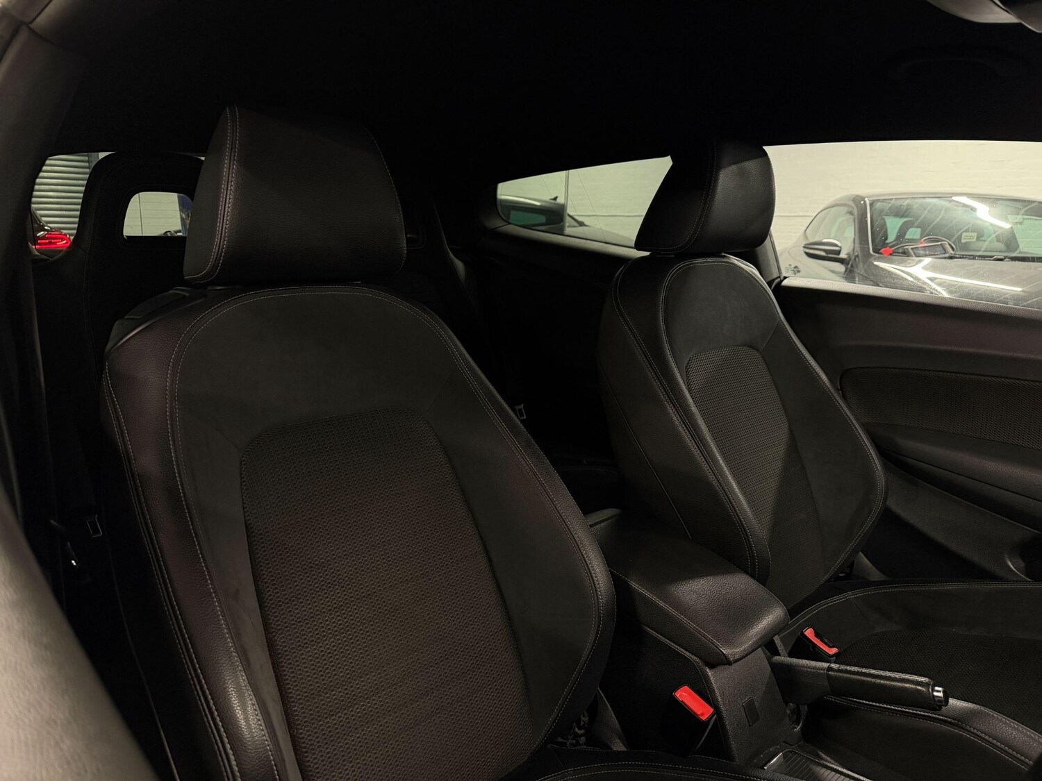 Used Volkswagen Scirocco 2016 for sale - 77509980: Photo 10