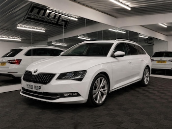 Used Skoda Superb 2018 for sale - 79401204: Photo