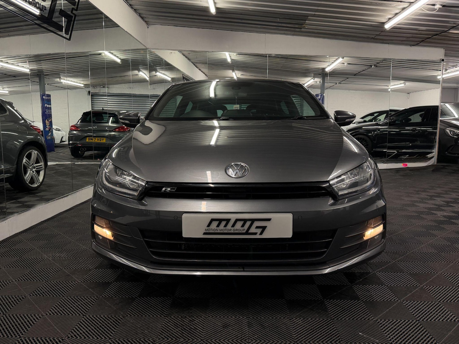 Used Volkswagen Scirocco 2017 for sale - 77490089: Photo 2