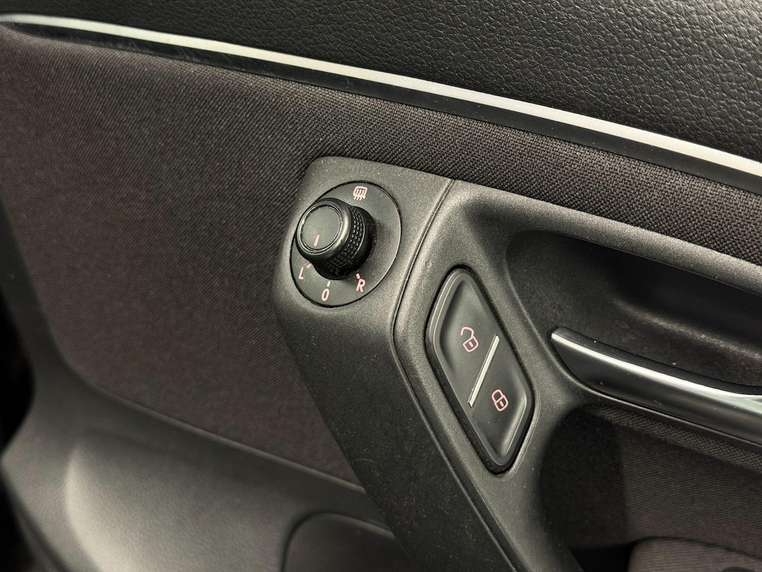 Used Volkswagen Polo 2015 for sale - 78116343: Photo 17