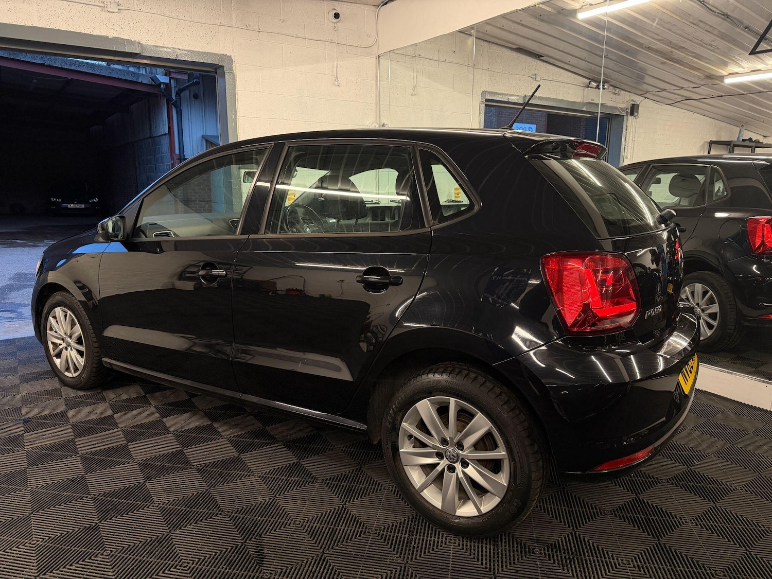 Used Volkswagen Polo 2015 for sale - 78116343: Photo 5