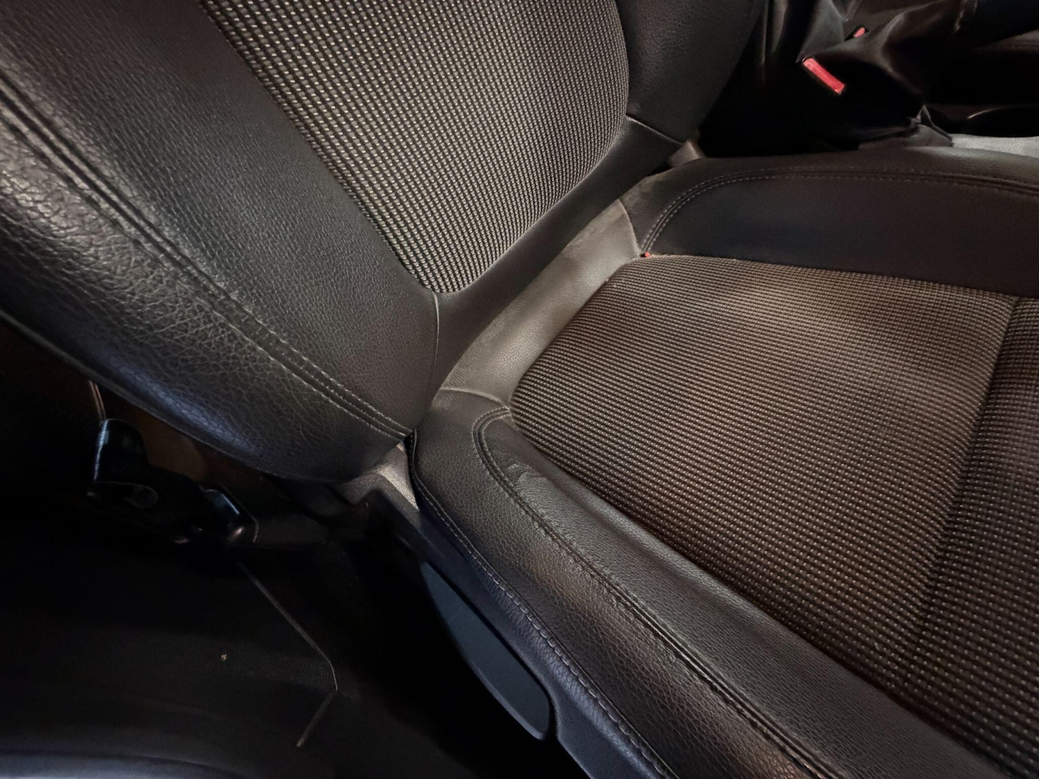 Used Vauxhall Astra 2013 for sale - 77490085: Photo 12