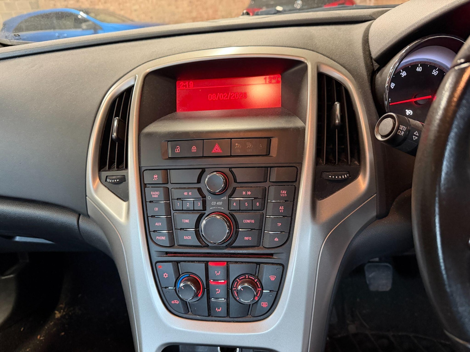 Used Vauxhall Astra 2013 for sale - 77490085: Photo 17