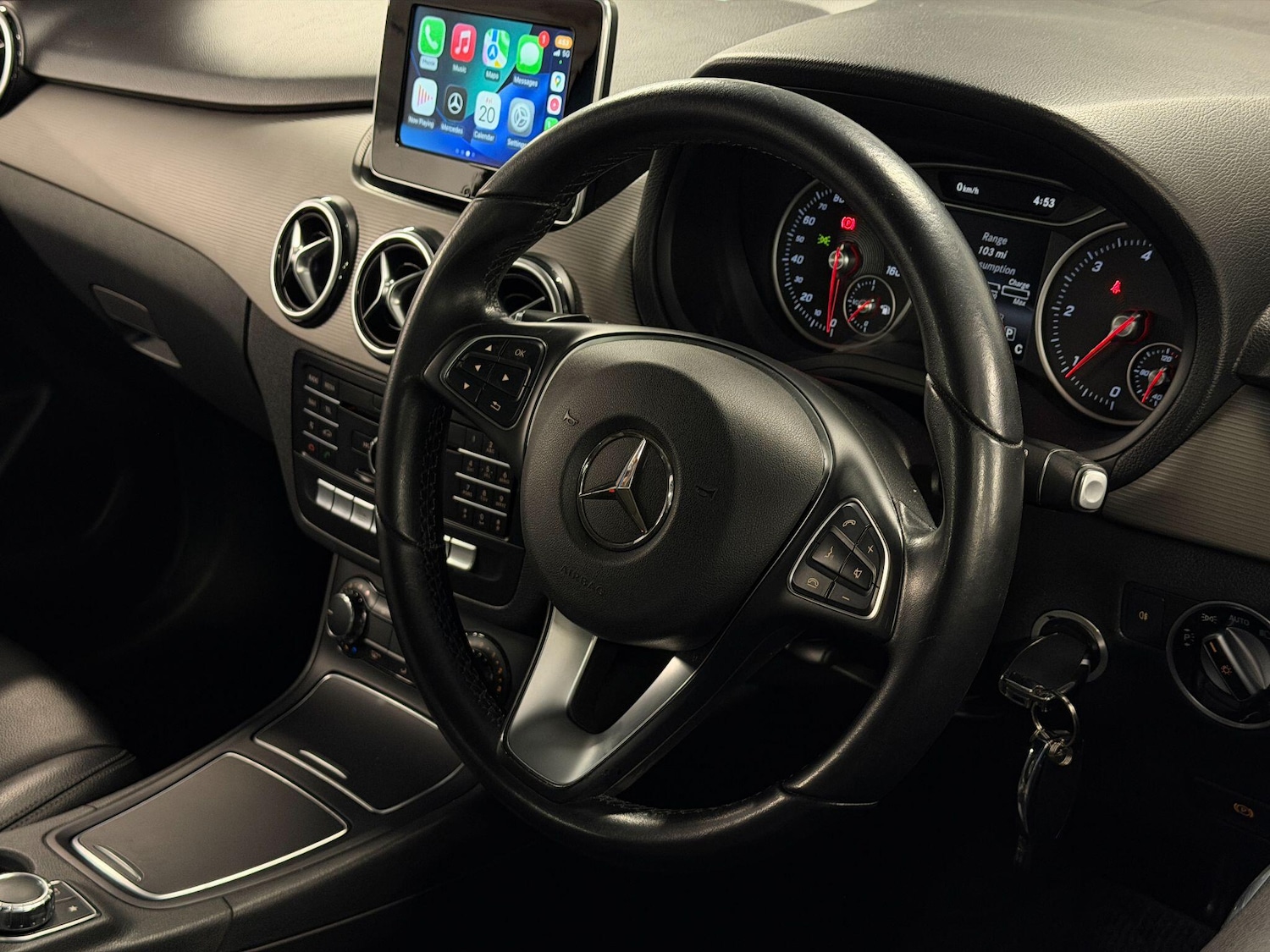 Used Mercedes-Benz B Class 2016 for sale - 77625975: Photo 12