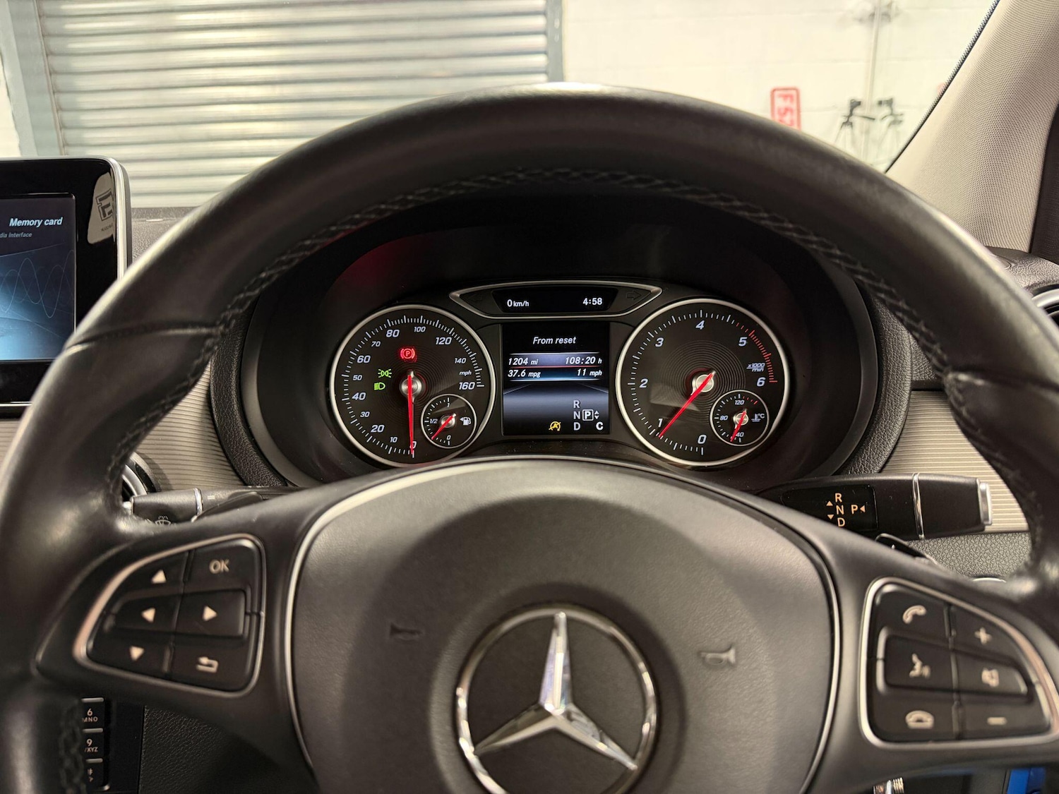 Used Mercedes-Benz B Class 2016 for sale - 77625975: Photo 40