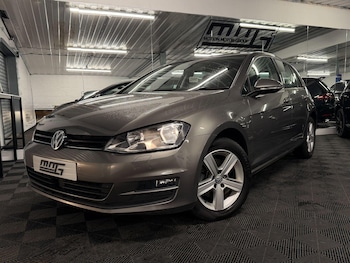 Used Volkswagen Golf 2016 for sale - 77705479: Photo